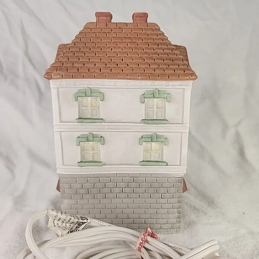 House Dickinson's Christmas Village Coffee Porcelain Electric Illuminted OLD